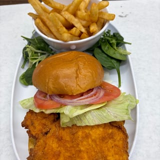 Crispy Chicken Sandwich With Fries - O